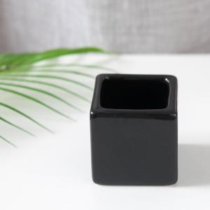 플라워트리 사각화분블랙 소 화분 화병 꽃병 장식 FPOTFT이미지입니다. 누르면 해당 게시물로 새창이동합니다.