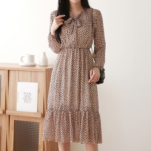 모리스커밍홈 리본넥 쉬폰나염 밑단주름 원피스_M2602OP604A