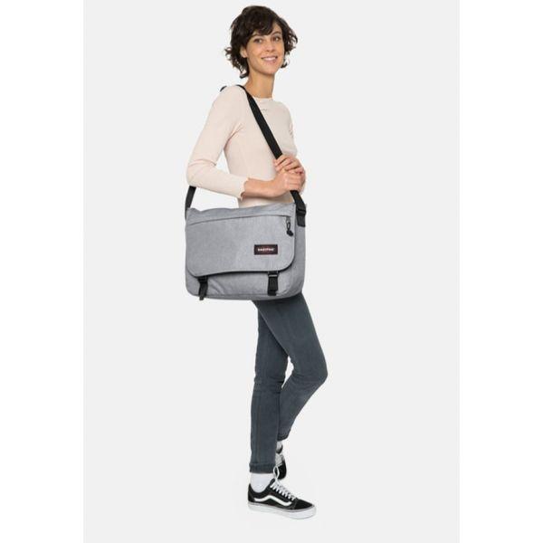 �̽�Ʈ�� DELEGATE + ũ�ν� �ٵ� �� ���� sunday �׷��� 10781903