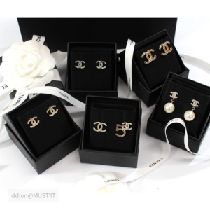 샤넬 Chanel 샤넬 cc귀걸이 cc이어링 5 type 크리스탈, 넘버5, 진주, 레인보우_이미지