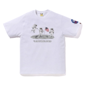 베이프 반팔티 MOON LANDING TEE 1K70-110-015
