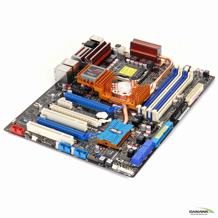 ASUS Striker 2 Extreme ���̺���