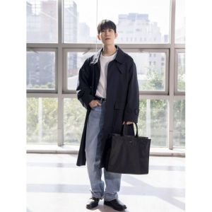 질스튜어트 MEN ACC X삭형 블랙 나일론 심플 토트백 JUBA5E942BK 418403이미지입니다. 누르면 해당 게시물로 새창이동합니다.