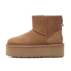 UGG 클래식 미니 플랫폼 1134991이미지입니다. 누르면 해당 게시물로 새창이동합니다.