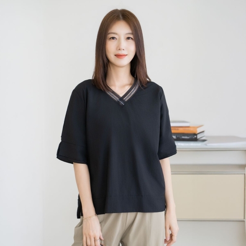 마담4060 엄마옷 슬림핏 체형커버 브이넥테이핑티셔츠 심플 인견-RTE2507004