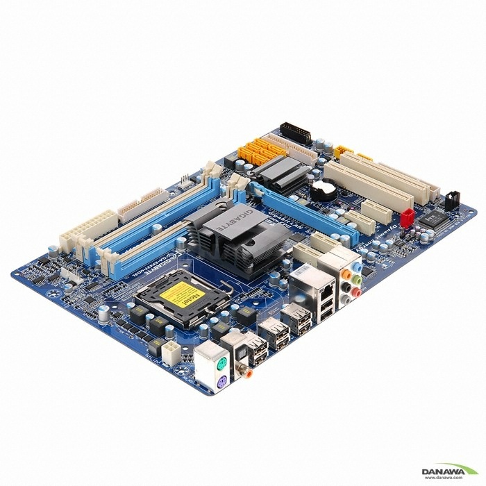 GIGABYTE GA-EP43T-UD3L_이미지