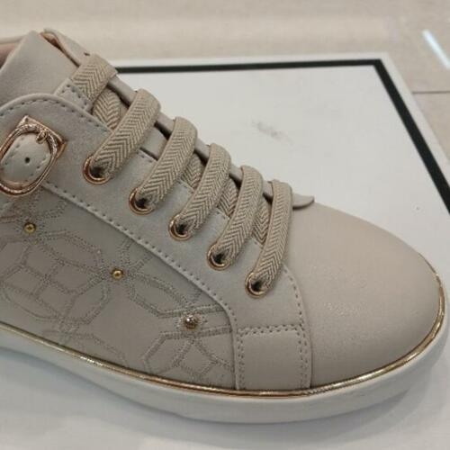 ��ĭ�� HC12 ���� LCWS79U41335