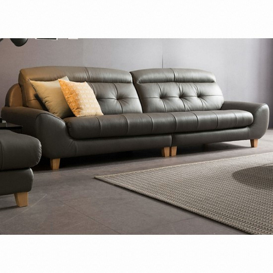 ���ڸ� ��� ����ū õ������ ���� 4�ο�