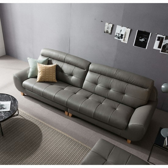 ���ڸ� ��� ����ū õ������ ���� 4�ο�