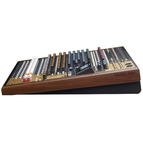 TASCAM Model 16 (정품)_이미지