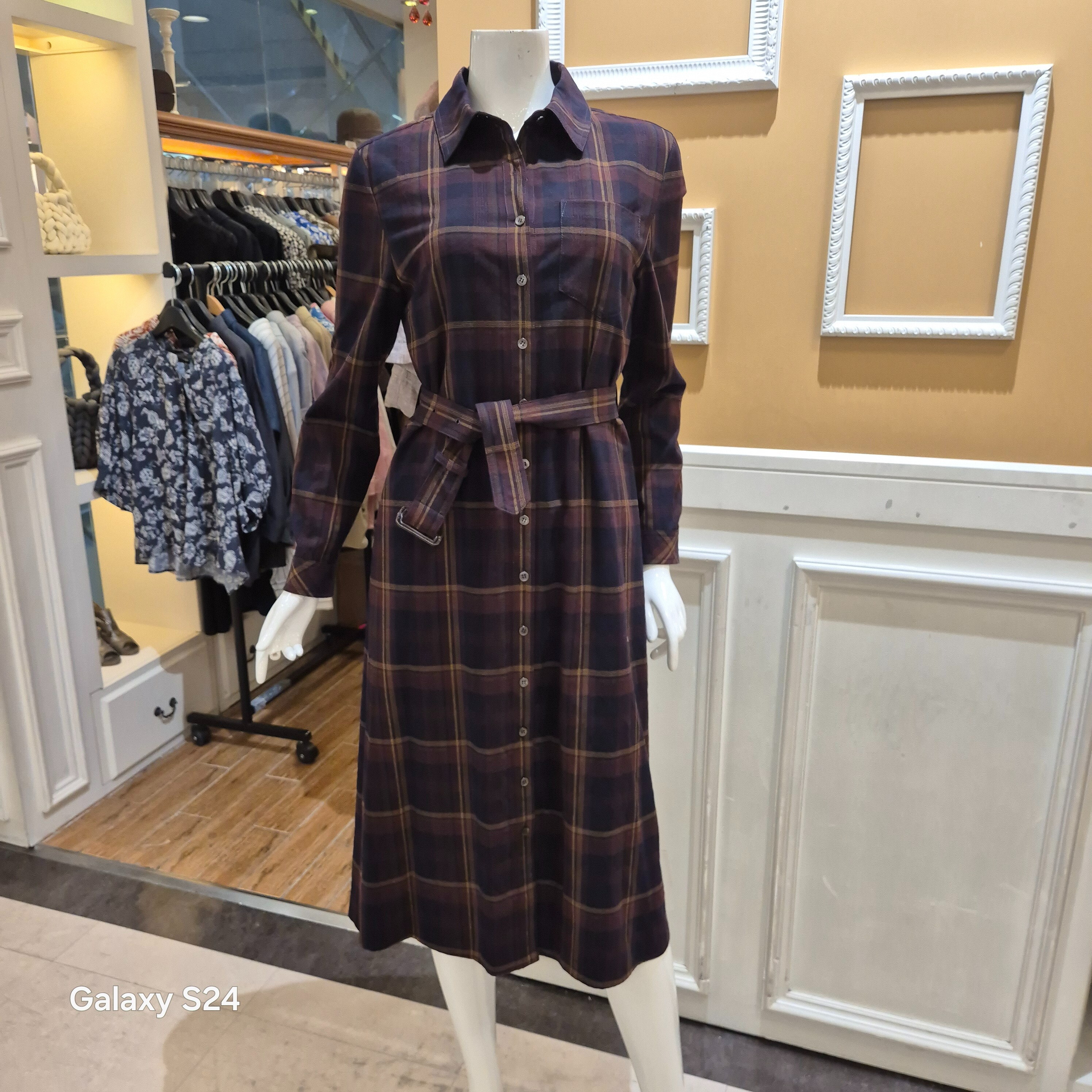 BCBG �񾾺��� ����26 �ξƸ� üũ ���ǽ� B6C8O633