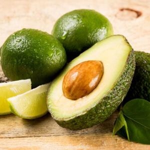 햇살아름 숲속의 버터 아보카도 6과이내 1.2kg [1개]