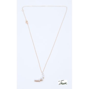 TRose 티로즈  Crescent Peaal Necklace  진주달  TRNP-22_이미지