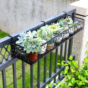 모칸도 베란다화분걸이 화분정리대 베란다선반이미지입니다. 누르면 해당 게시물로 새창이동합니다.