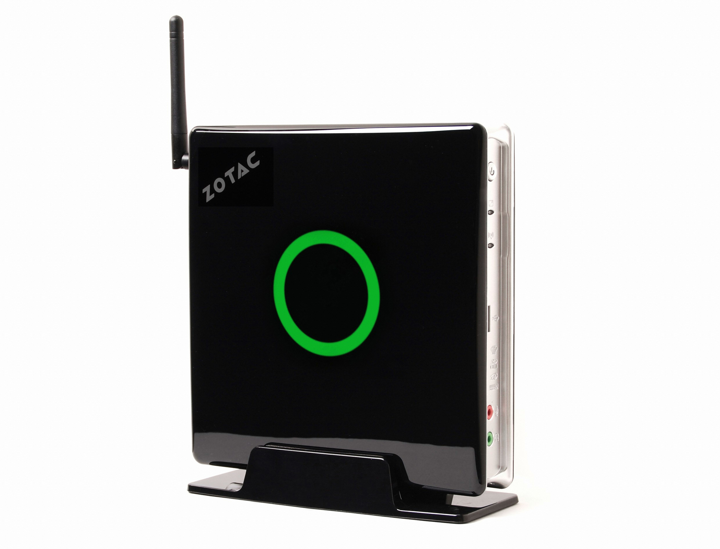 ZOTAC ZBOX AD06 리퍼비시 (4GB, SSD 256GB)