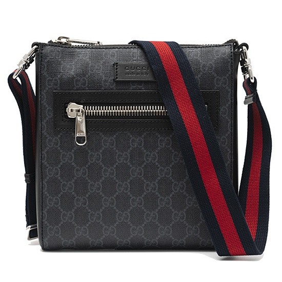 구찌 GG 수프림 스몰 사이즈 메신저 백 523599 K5RLN 1095