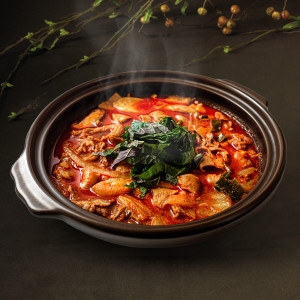 올에프엔비 족발야시장 더 푸짐한 소곱창전골 800g_이미지