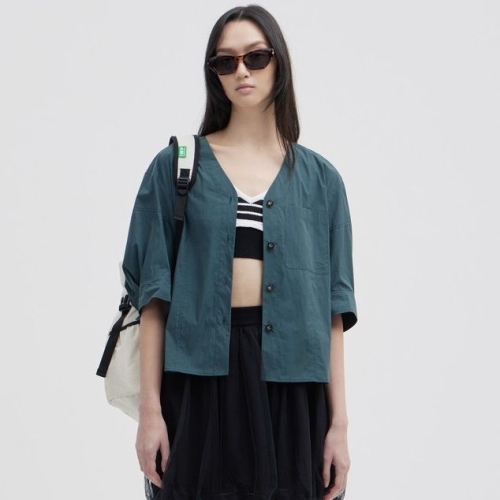 쥬크 브이넥 나일론 코튼 블라우스_Z252MSC034