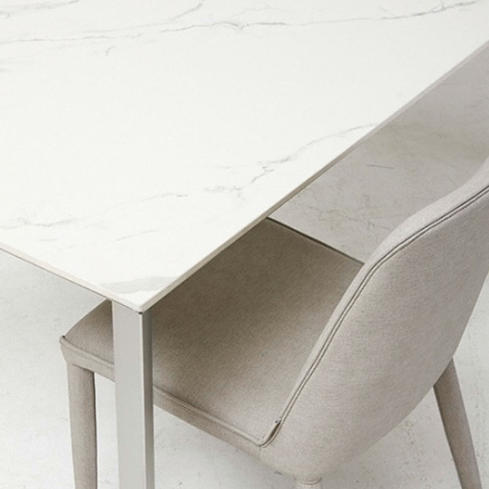 �ѻ� ���� 701 ��ĭ�� ����� ������ ��Ź 1800