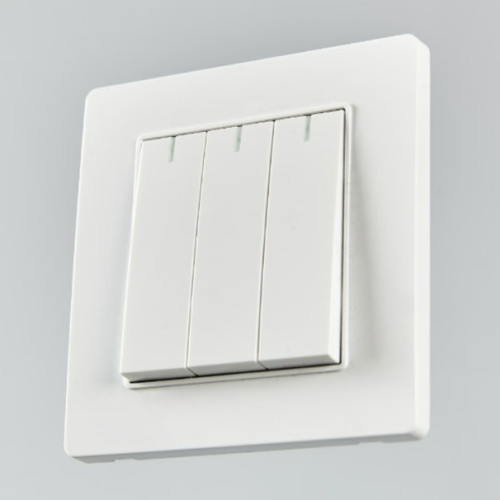 3구 1로 스위치 융 타입 밀키화이트