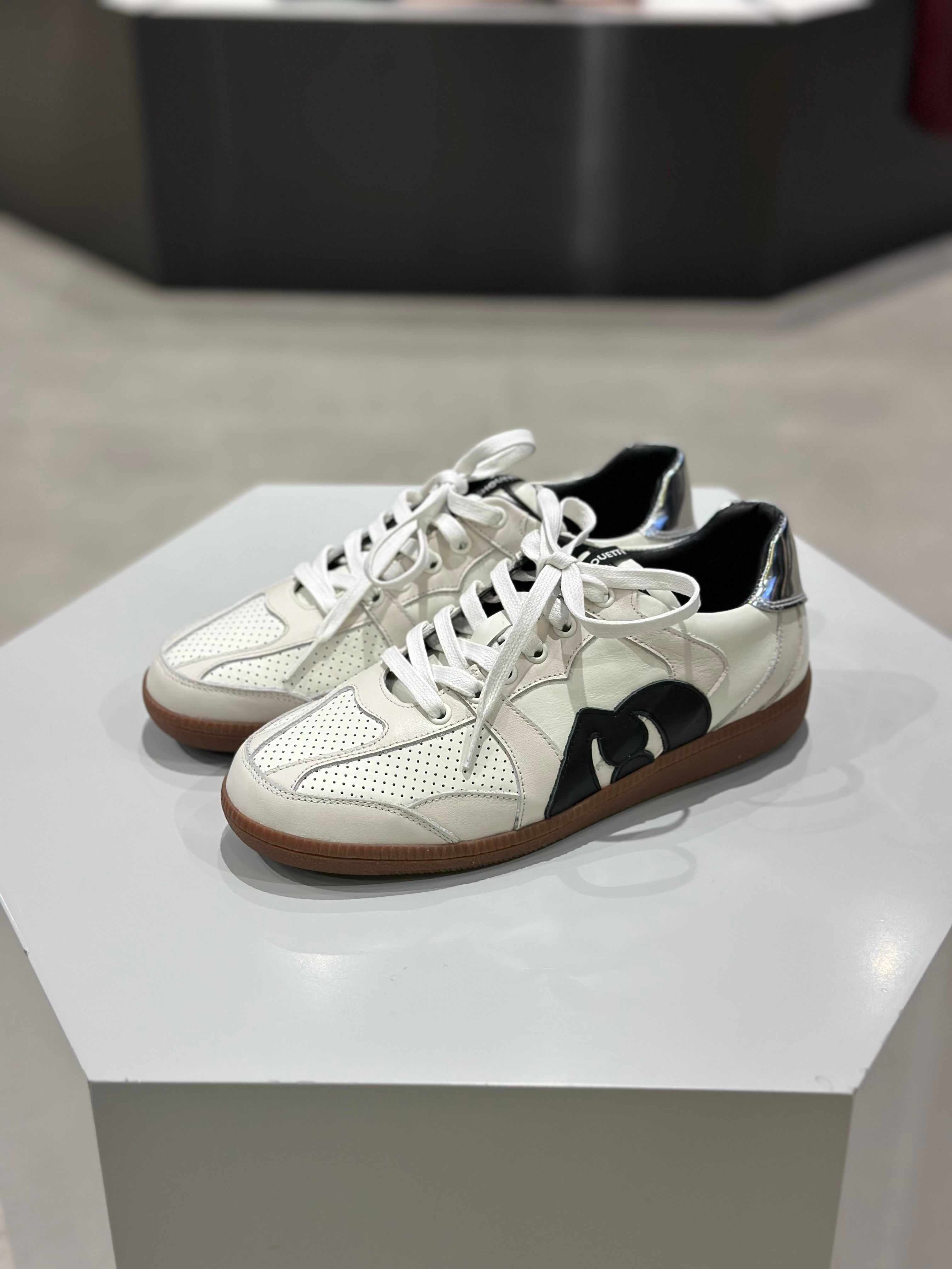 럭키슈에뜨 LK1CM25010WHX 프론트 펀칭 컬러 블록 스니커즈