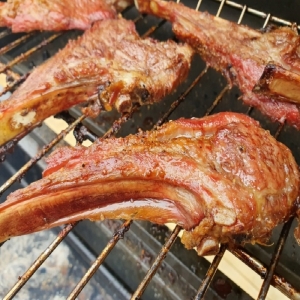 아내의레시피 양갈비 숄더랙 1kg(5~8대)이미지입니다. 누르면 해당 게시물로 새창이동합니다.