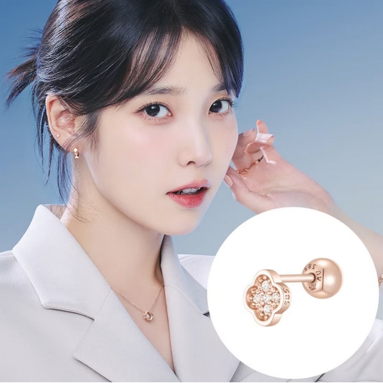 제이에스티나 CLOVIA 14K 싱글 피어싱 JJCLEQ3BS156R4P00