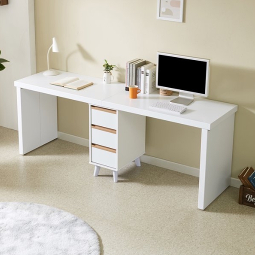 �ķθ� �׿� Į�� �ٸ� ������ 2�ο� ���ڴٸ� å��