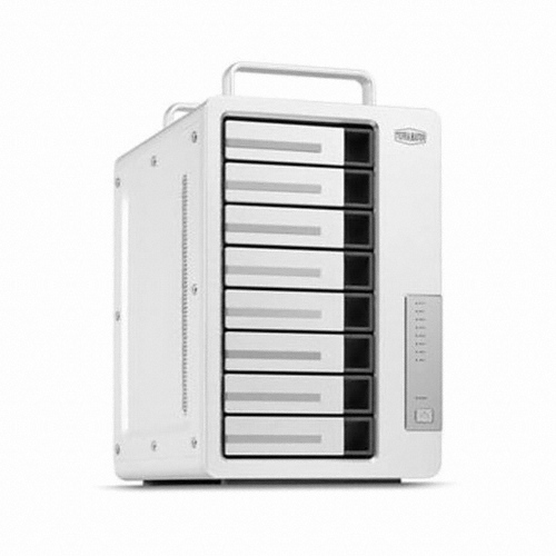 TerraMaster D8 Thunderbolt 3 (64TB)