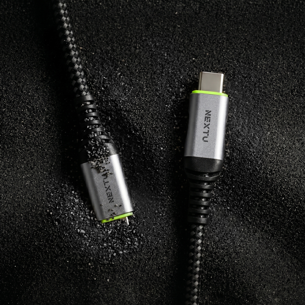 이지넷유비쿼터스 NEXTU 케이블온 UQ1 USB4 썬더볼트4 호환 40Gbps 240W 8K60 C to C타입 케이블 (1.5m)_이미지