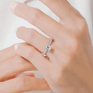 �̷��� ���̵� 14K 1ĳ�� ���̾Ƹ�� ���޶����� �ĺ� ���� LRD24004D