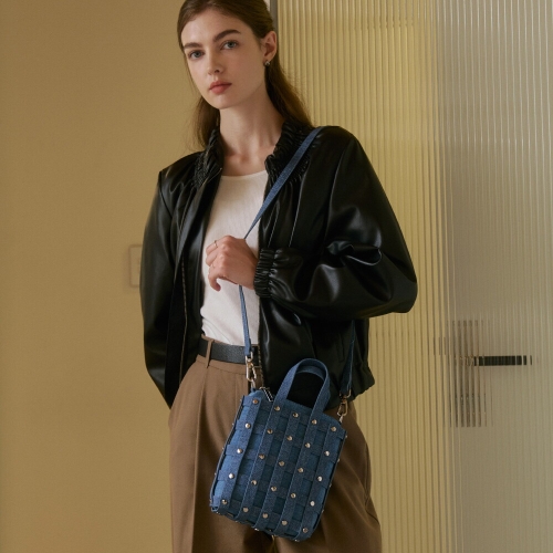 탈리 디자이너브랜드 위브 데님 스터드 크로스백 블루 TL8CCS002BLUF_이미지