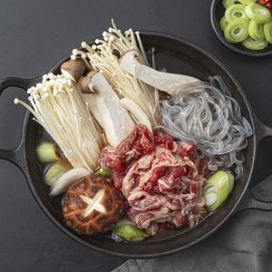 푸드어셈블 모듬버섯 소불고기 전골 545g 1개