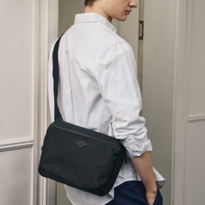 닥스 블랙 X-PAC 나일론 도난방지 기능 크로스백_DBBA5F852_이미지