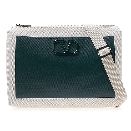 발렌티노 라벨루쏘 가라바니 V로고 크로스백 2Y2B0B92 ZKX UYR이미지입니다. 누르면 해당 게시물로 새창이동합니다.