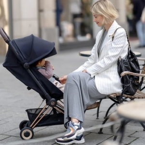 싸이벡스 코야 휴대용 유모차이미지입니다. 누르면 해당 게시물로 새창이동합니다.