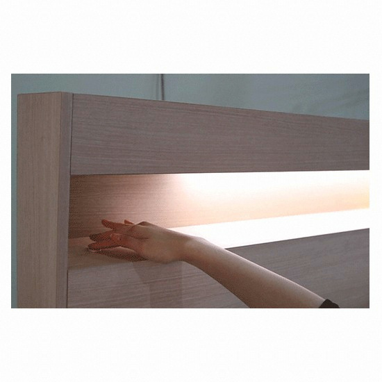 �ݼ�ħ�� ���帮�� �� ����Ʈ ���� ���� LEDħ�� Q