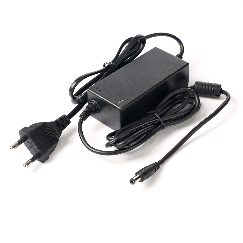 �Ŀ��� 12V 3A �ڵ�Ÿ�� �����