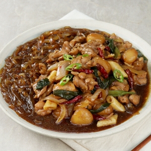 애슐리 홈스토랑 당면 듬뿍 매콤 안동찜닭_이미지