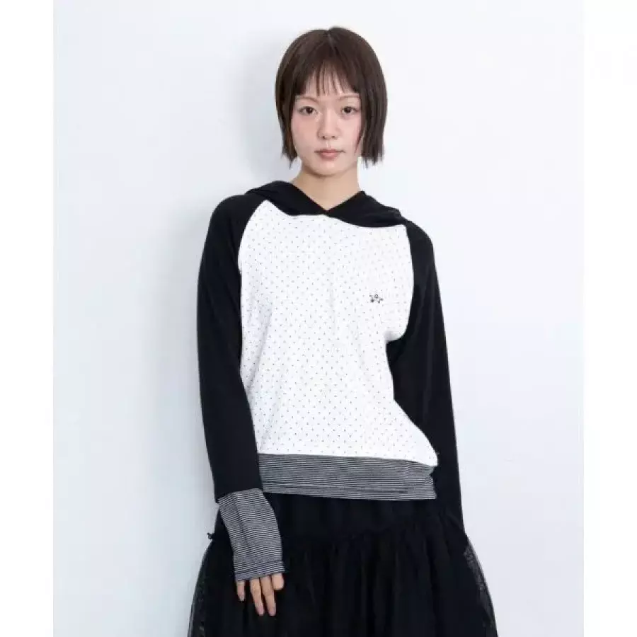 이스트쿤스트 DOT STRIPE LAYERD HOODED L/S TEE BLACK IK2FFFT554A