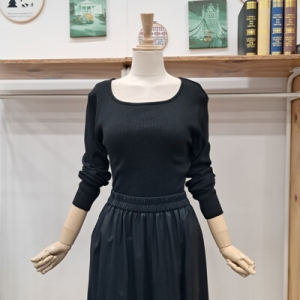 아이디조이 레코브 스퀘어넥골지니트LC41EXKN018XBK