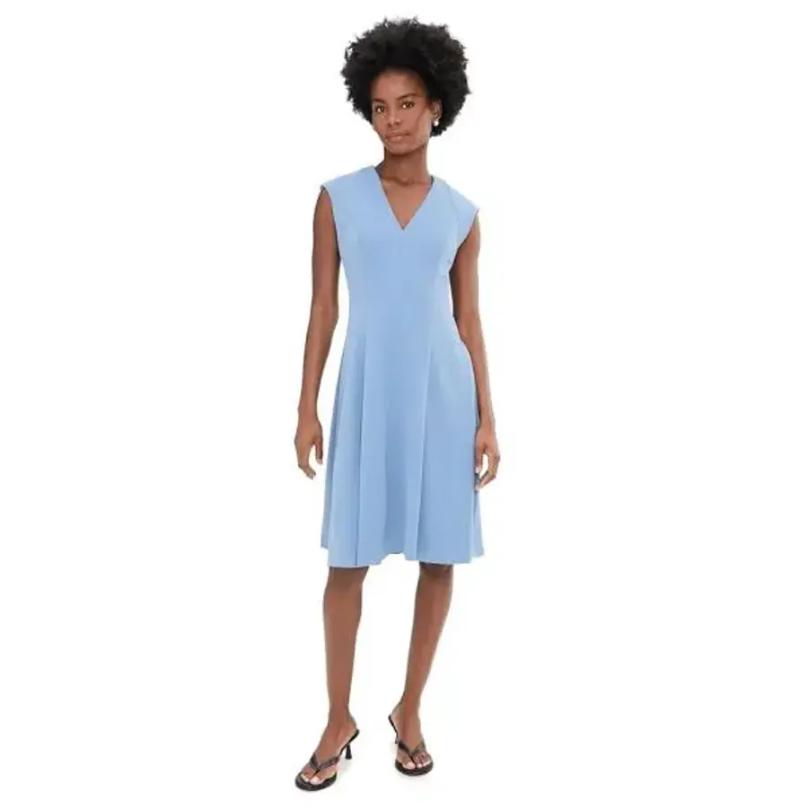 Ķ��Ŭ���� ��� ĸ ������ Scuba Crepe V-Neck Aline Bayou 1164023