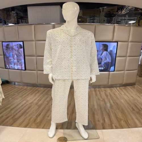 바바라 AMP4618B 면80수주자 남성4618잠옷이미지입니다. 누르면 해당 게시물로 새창이동합니다.