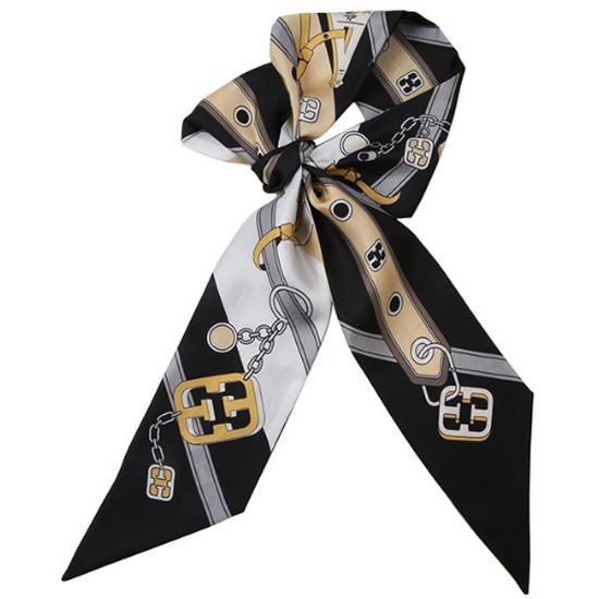 엘르 원더스키니 실크 방도 스카프 SE349S302이미지입니다. 누르면 해당 게시물로 새창이동합니다.