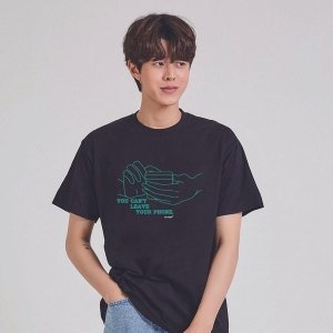 PHONE 휴대폰 손 검색 심플반팔티 데일리티 W6B2314