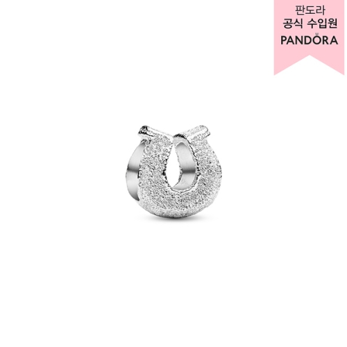 텍스쳐드 홀스 슈 미니 참 794056C00