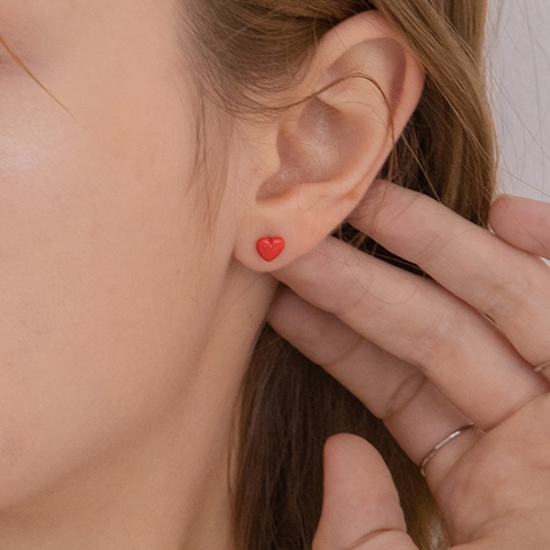 겟미블링 카리나,노정의,최유정 착용 Mini Color Heart Earring EG224