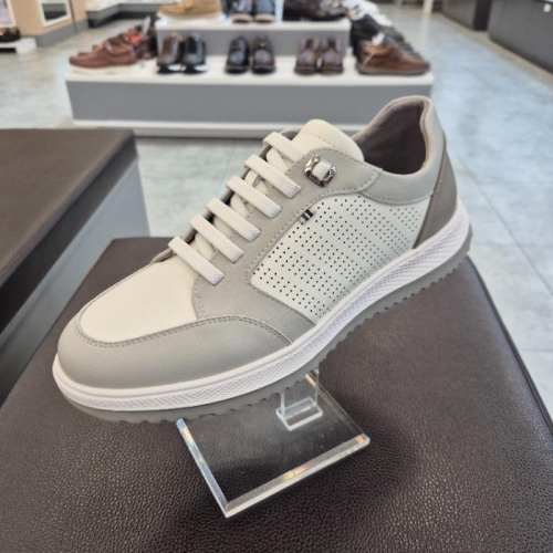 ��ĭ�� HC11 �Ұ��� ���� ����Ŀ�� Q6H1U51J315