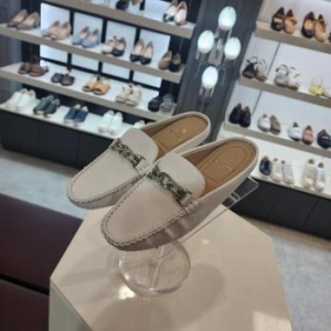 엘칸토 HC10 여성체인장식블로퍼1cm흰색 LCWO28U51310