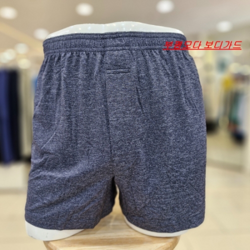 남성들의 선호도가 높은 네이비 컬러의 남성트렁크 BGMTB581BP